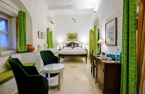 Alwar Hotel | Neemrana's - Hill Fort - Kesroli