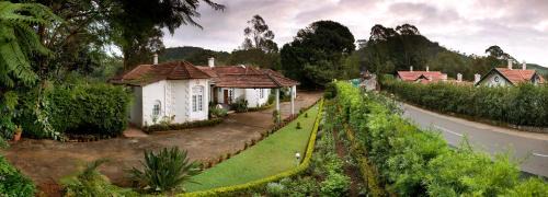 Attadi Hotel | Neemrana's Wallwood Garden