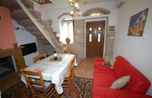 Agios Georgios Sykousis Apartment | Nefeli House Agios Georgios Sykousis Chios
