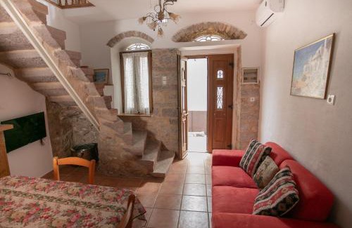 Agios Georgios Sykousis Apartment | Nefeli House Agios Georgios Sykousis Chios