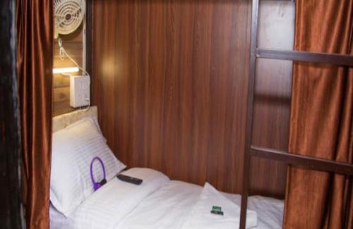 Marol Apartment | Negasi Dormitory