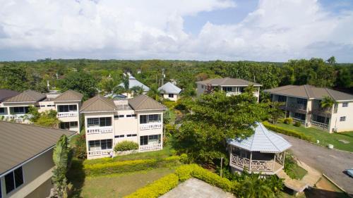 West End Apartment | Negril Beach Front on The SOV