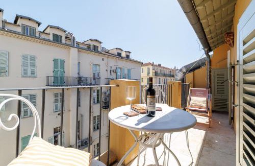 Jean-Medecin Apartment | NEGRIN - Romantical Terrace - 2 min from the Sea
