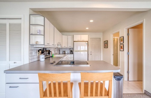 Nehalem House | Nehalem Riverfront Home has Private Dock, Ten Minutes to the Beach in Manzanita!