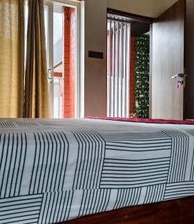 Thalassery Hotel | Nelleri Residency Managed By Vaishno Hospitality