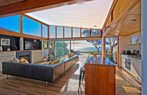 Boomerang Beach House | Nellies North Beach House