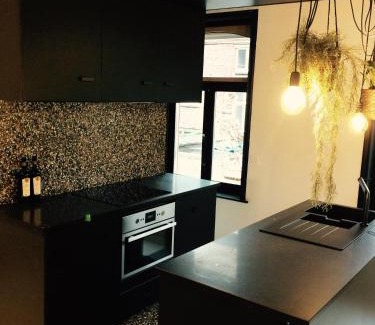 Ypres Apartment | Nelly