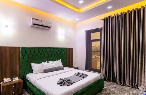 Asaba Resort | Nelson Mandela Gardens