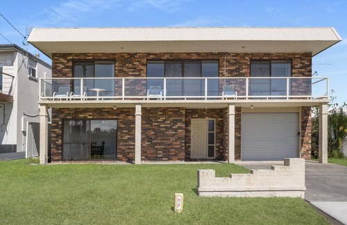 Vincentia House | Nelsons Beach House - Belle Escapes Jervis Bay