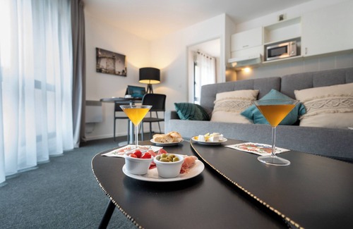 Saint-Pierre - Rene II - Bonsecours Hotel | Nemea Appart Hotel Home Suite Nancy Centre