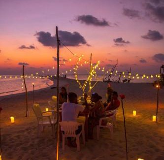 Omadhoo House | Nemo Inn