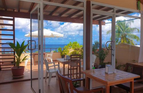 Omadhoo House | Nemo Inn