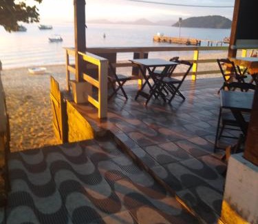 Ilha Grande House | Nena's Suítes