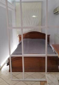 Agios Onoufrios Apartment | Neoclassical apartment in kadmia