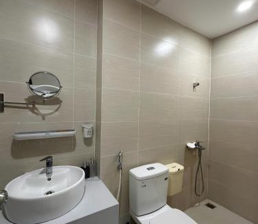 Hue Apartment | Nera River