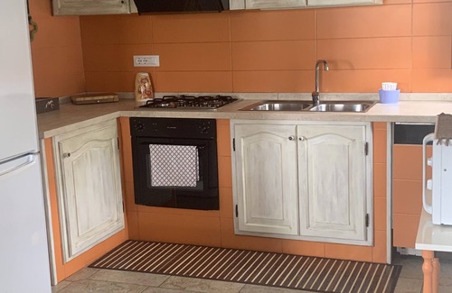 Orosei House | Nerelie House S big garden for playing, wi-fi free!IUN-P2044