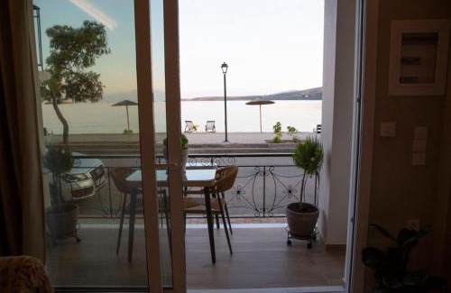 Itea Apartment | Nerissa Seafront apartment