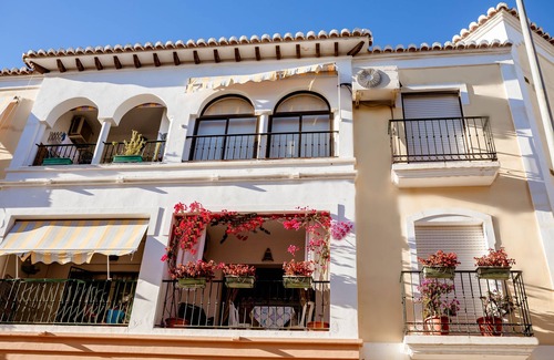 Nerja Apartment | Nerja : 3 Bedroom 2 Bathroom Apartment in Nerja-Malaga