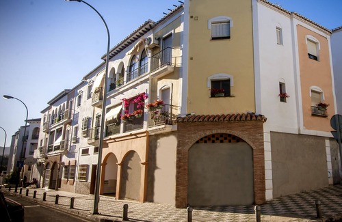 Nerja Apartment | Nerja : 3 Bedroom 2 Bathroom Apartment in Nerja-Malaga