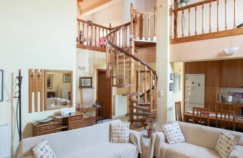 Neromilos House | Neromilos Harmony - Roussis Residence