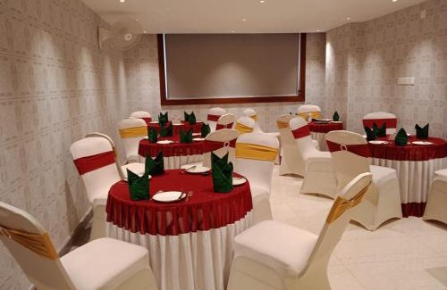 Thalassery Hotel | Nesma Palace