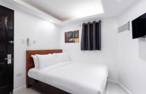 Downtown Hotel | Nest Nano Suites Poblacion - Makati