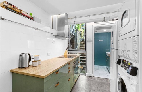Perth Hotel | Nest on Newcastle – E4