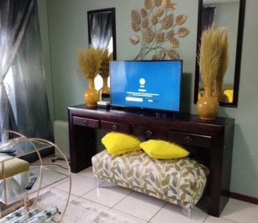 Krugersdorp Apartment | Nestle -me