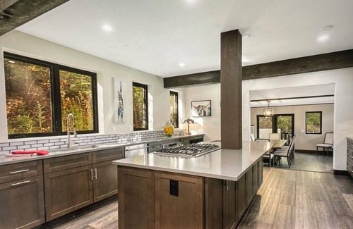 Eagle-Vail House | Nestled btw Vail & Beaver Creek, up to 27 people, golf, pickleball, trails close