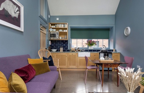 Haddington Cottage | Nestled in expansive grounds, this rural retreat is a sanctuary for couples and solo adventurers.