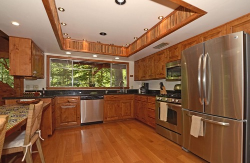 Uptown Sedona House | Nestled In The Pines! - Cabin On The Creek! - Schnebly - S110