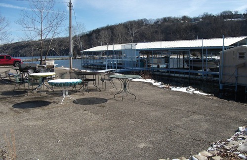 Rockaway Beach Cottage | Nestled on the quiet lake in Rockaway Beach