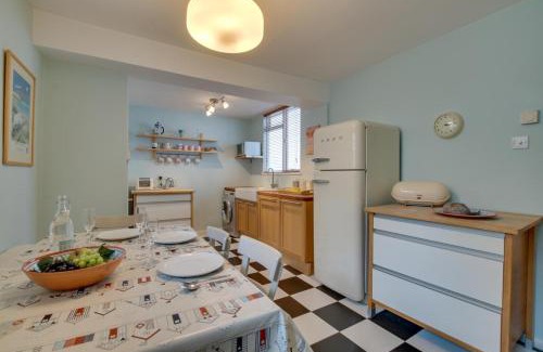 Swanage Apartment | Nestleton