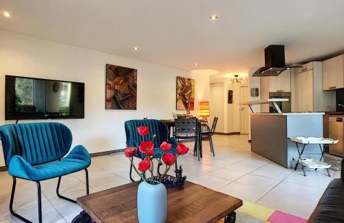 Quartier du Port Apartment | Nestor&Jeeves - CIGALUSA TERRASSE - Port area - Close Old Town