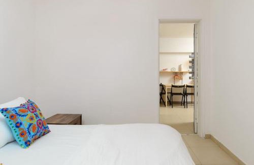 Netanya Apartment | Netanyas One Bedroom Beachside Escape