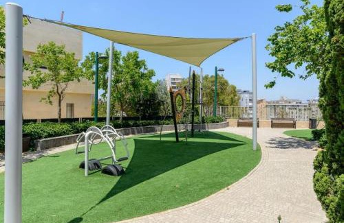 Netanya Apartment | Netanyas One Bedroom Beachside Escape