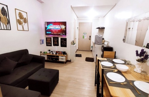 Novaliches Condo | Netflix+ Games+ Cooking+ Karaoke+ Wifi 1 BR Condo in Daily Relax Trees Residence