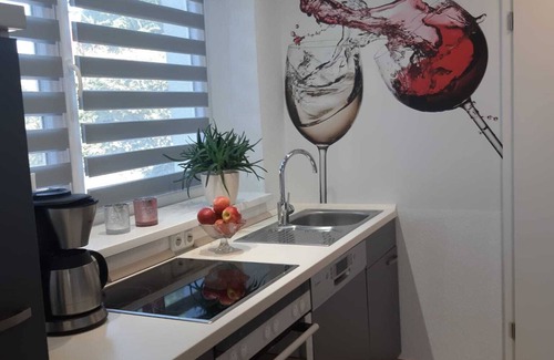 Heikendorf Apartment | Neu Eingerichtete Ferienwohnung in Ostseenähe