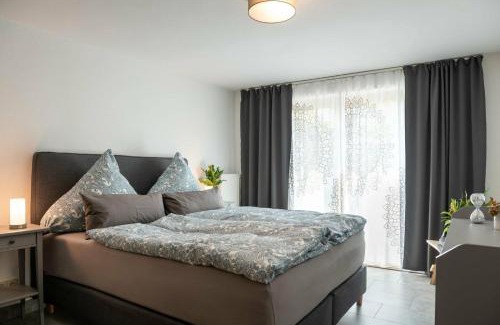 Serkowitz Apartment | NEU! Ferienwohnung Andreas Radebeul