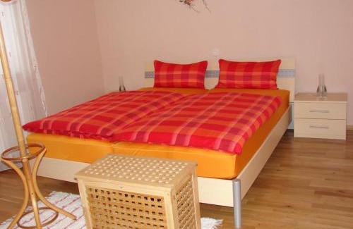 Helmbrechts Apartment | NEU Ferienwohnung Gudrun