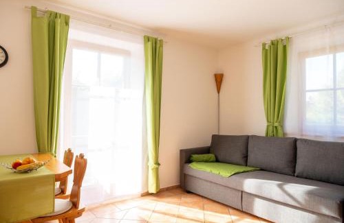 Kienberg Apartment | NEU! Ferienwohnung Steffi nahe Chiemsee