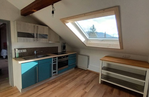 Lenggries Apartment | Neu Renovierte Ferienwohnung in Zentraler Ruhiger Lage