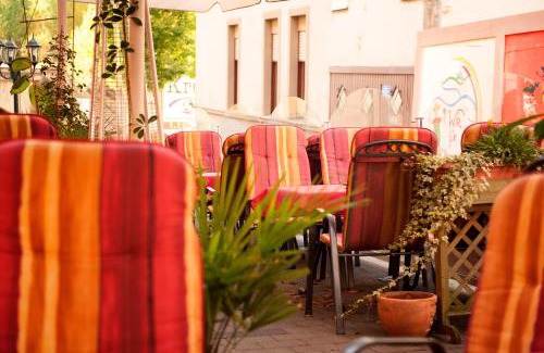 Lahnstein House | Neubert`s Gasthaus am Rhein