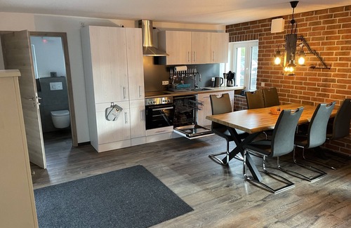 Gatow House | Neues Modernes Ferienhaus Deichgraf in der Uckermark ,mit 2 Kompl. Wohnungen