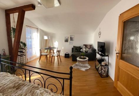 Stanggaß Apartment | NEUES ruhiges Apartment, Bergblick, Stellplatz