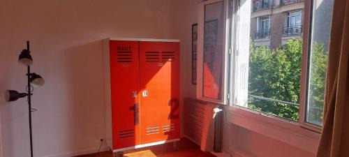 Neuilly-sur-Seine Bed & Breakfast | Neuilly-sur-Seine calme et lumineux. B&B. 3 chambres