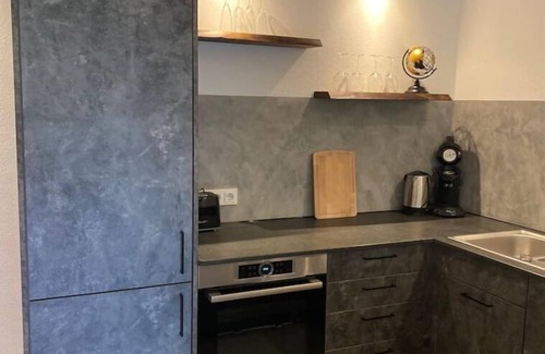 Holzkirchen Apartment | Neurenovierte Ferienwohnung "räsl"