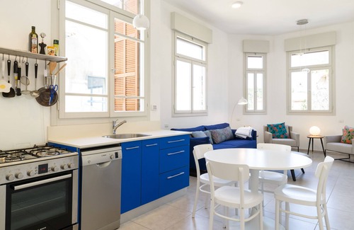 Neve Tzedek Apartment | Neve Tzedek - Boutique 2 Bed & Balcony Apartment
