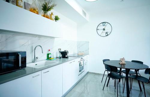 Eilat Apartment | Neve Tzedek Sea and Soul