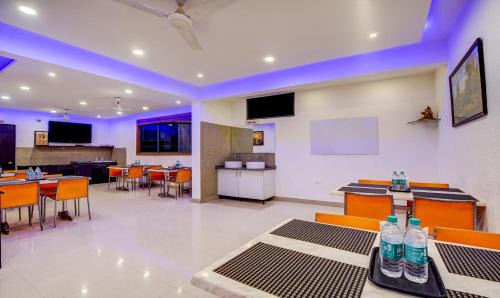 Lakshminarayana Pura Hotel | Nevesa Inn